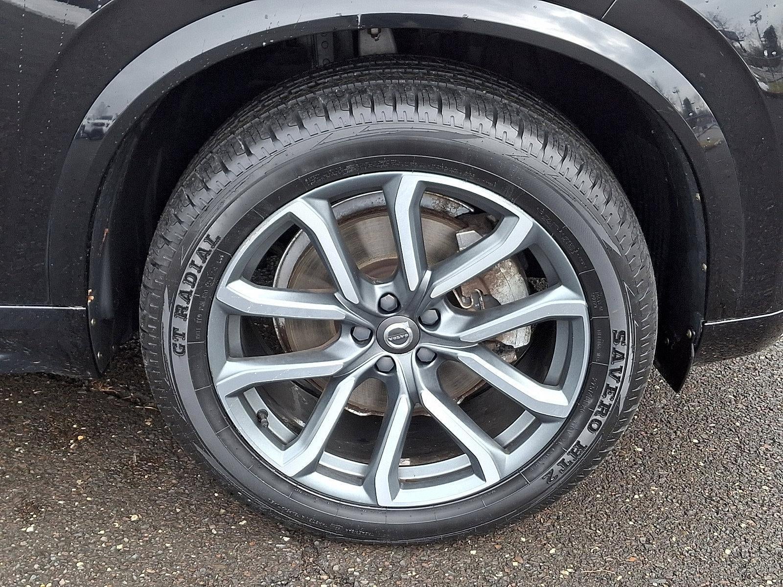 2019 Volvo XC90 T6 AWD Momentum