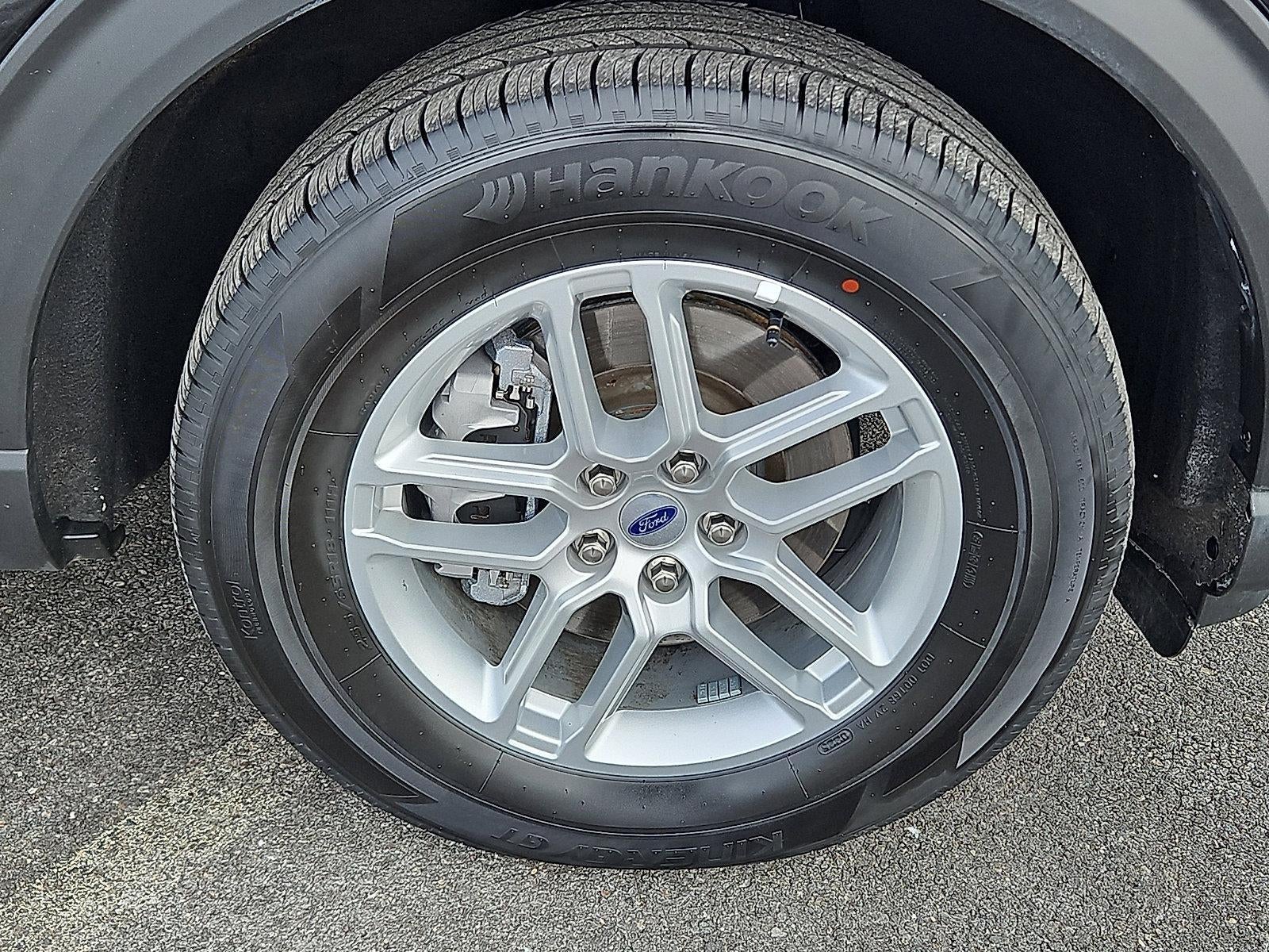 2025 Ford Explorer Active 4WD