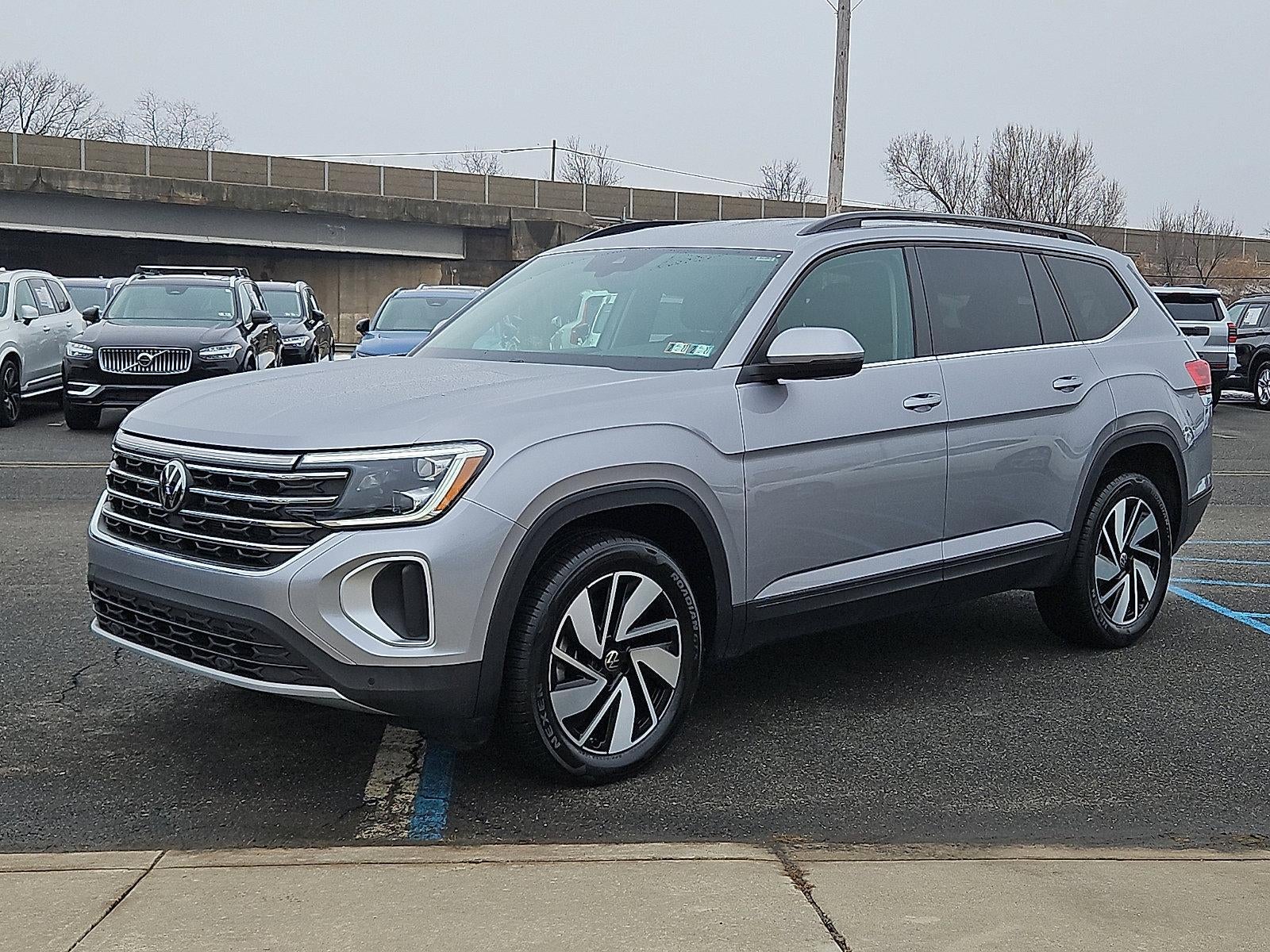 2025 Volkswagen Atlas 2.0T SE w/Technology 4MOTION