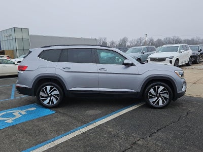 2025 Volkswagen Atlas 2.0T SE w/Technology 4MOTION