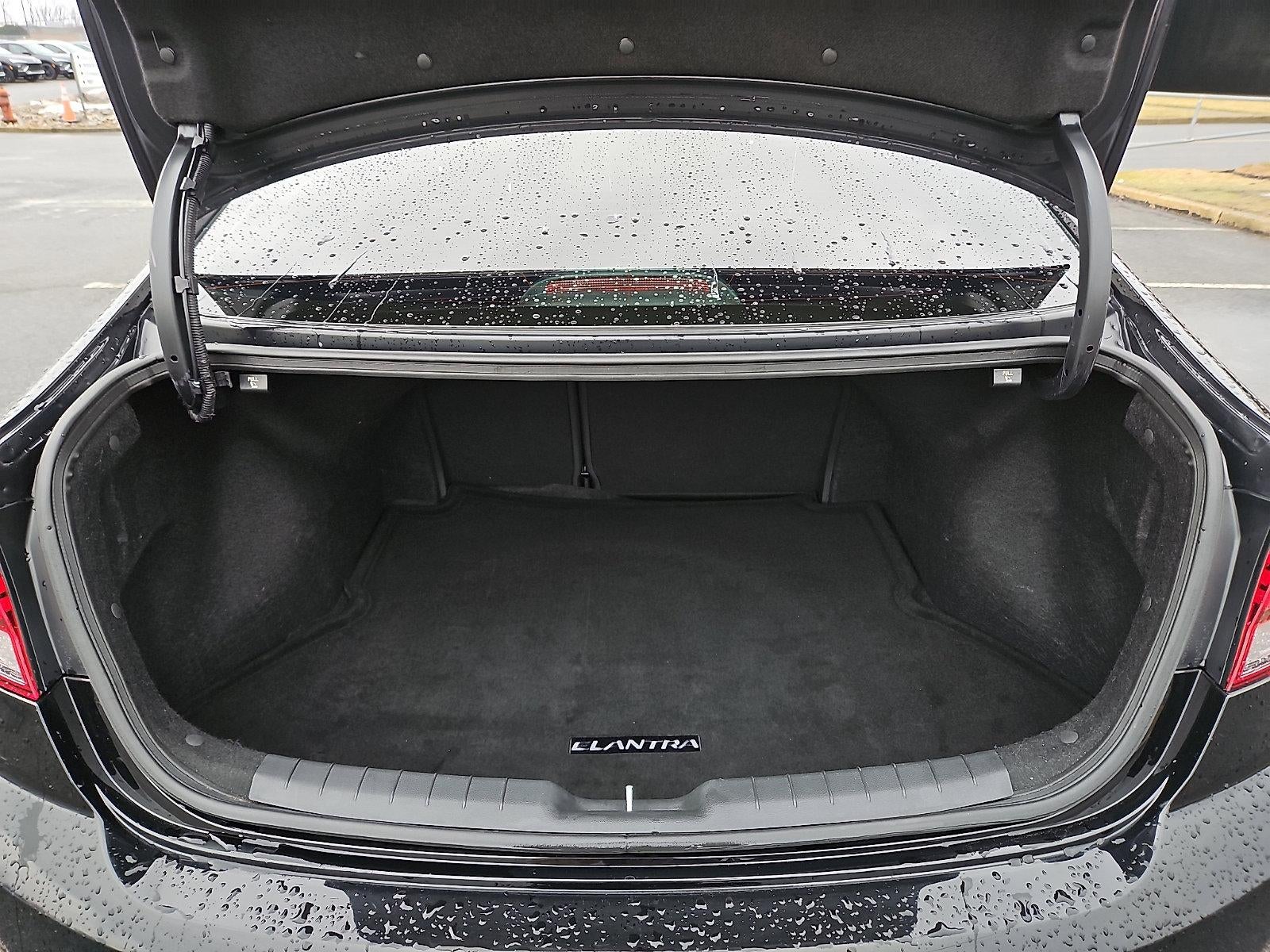 2020 Hyundai ELANTRA Limited IVT