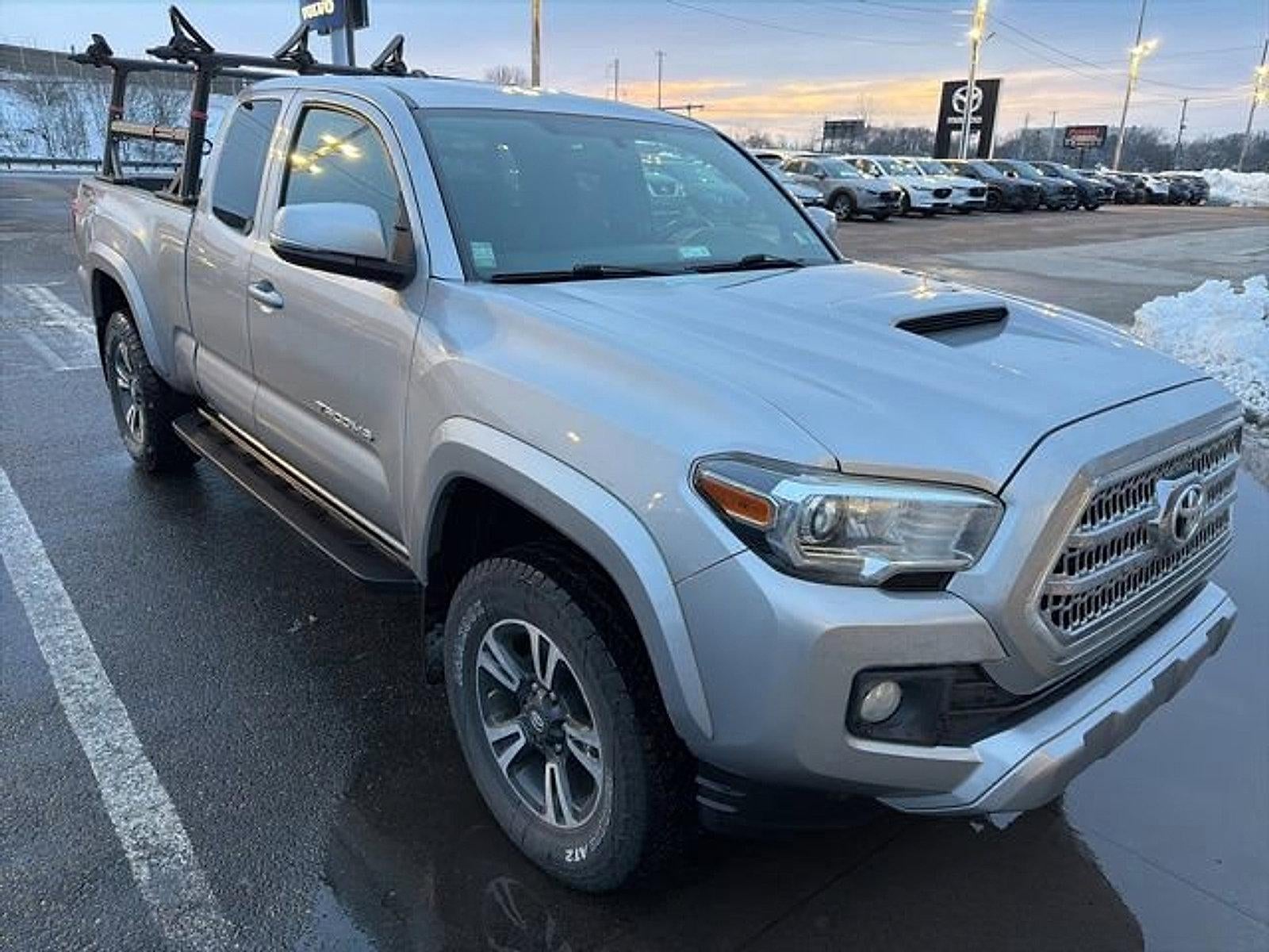 2016 Toyota Tacoma 4WD Access Cab Standard Bed V6 Automatic SR5 (SE)