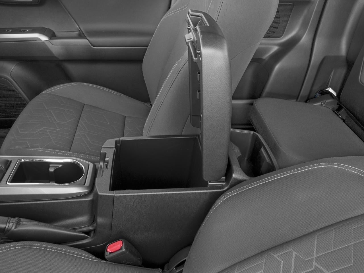 2016 Toyota Tacoma 4WD Access Cab Standard Bed V6 Automatic SR5 (SE)