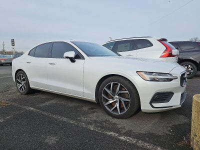 2019 Volvo S60 T6 AWD Momentum