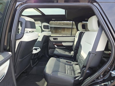 2024 Toyota Sequoia SR5 4WD (SE)