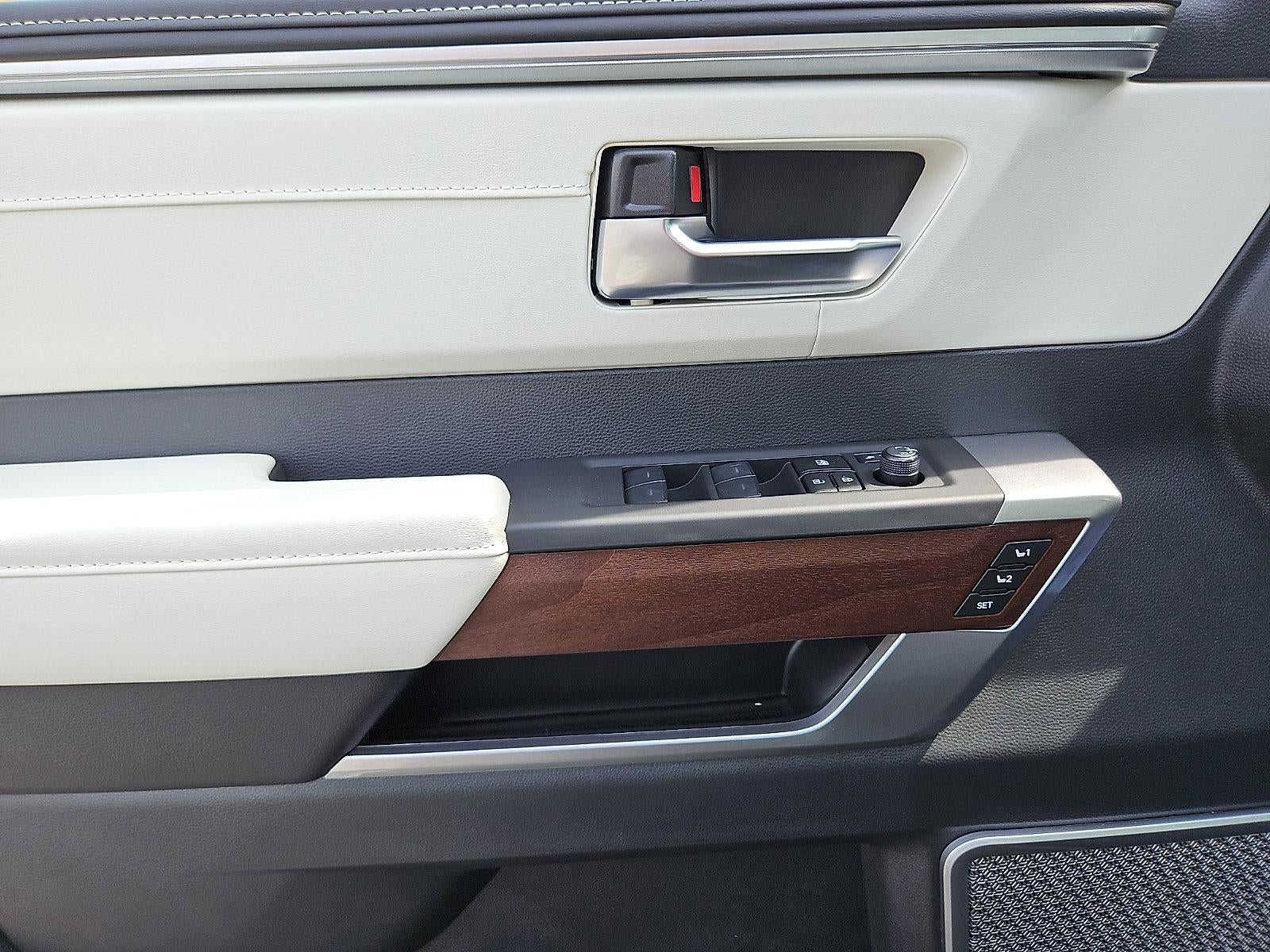 2024 Toyota Sequoia Capstone 4WD (Natl)