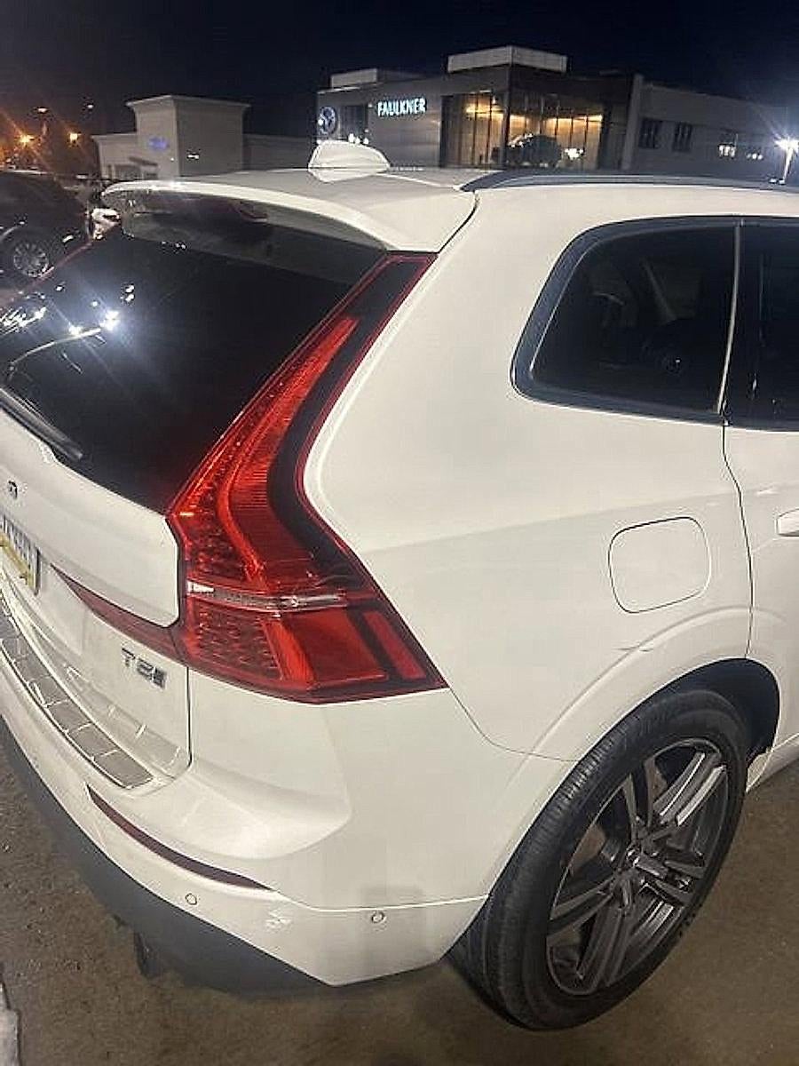 2018 Volvo XC60 T5 AWD Momentum