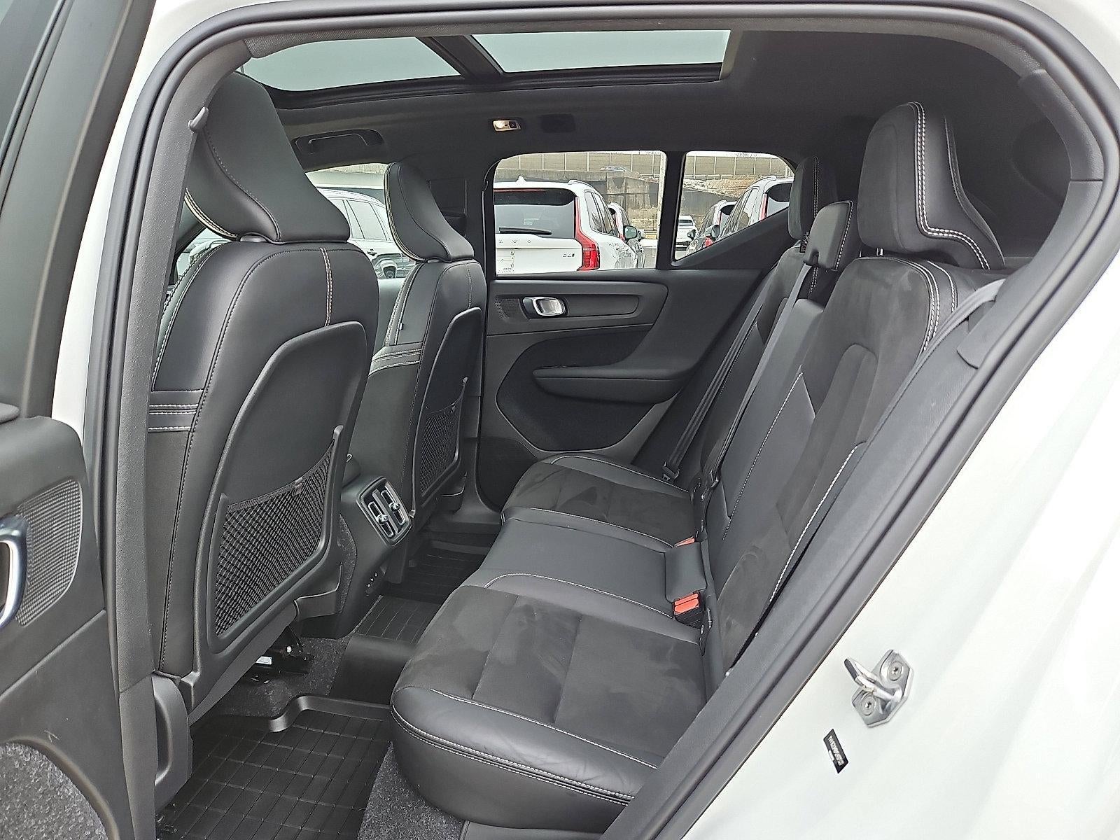 2021 Volvo XC40 T5 AWD R-Design