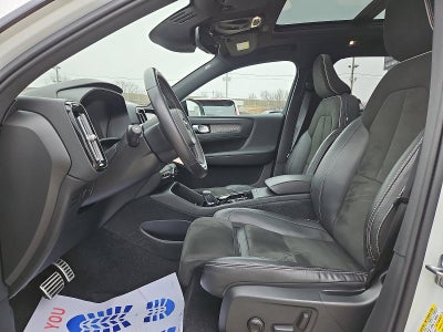 2021 Volvo XC40 T5 AWD R-Design