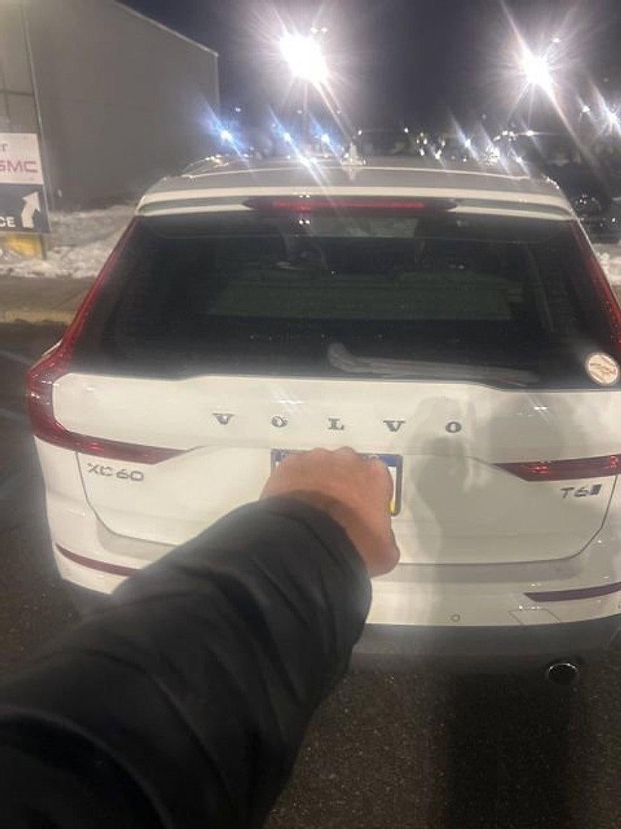 2020 Volvo XC60 T6 AWD Momentum