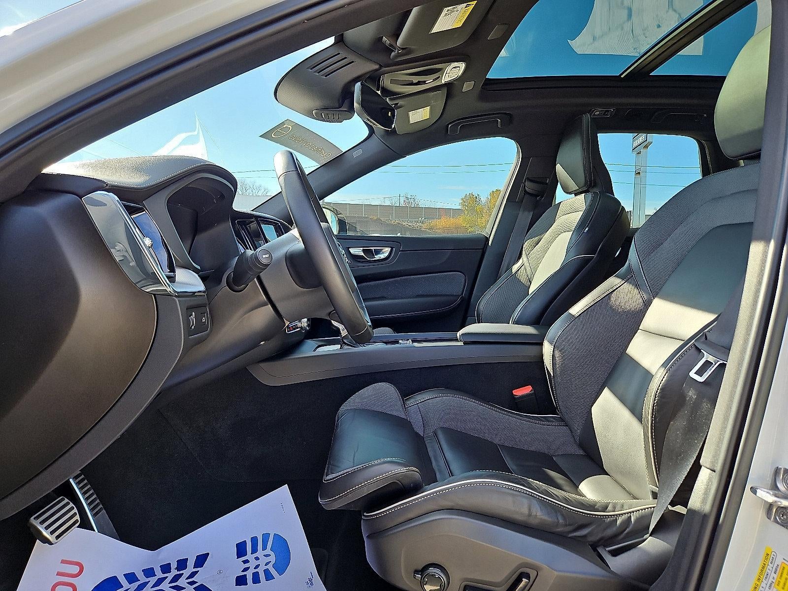 2021 Volvo XC60 T6 AWD R-Design