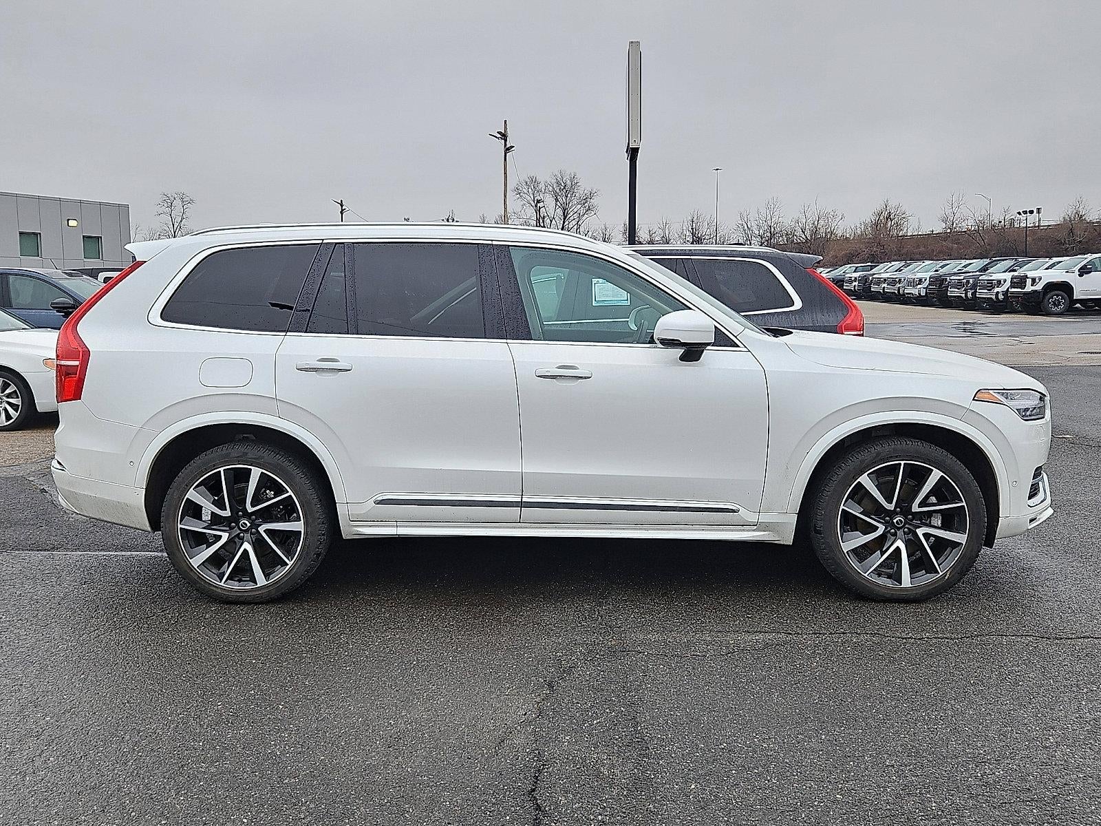 2023 Volvo XC90 B5 AWD Plus 7P