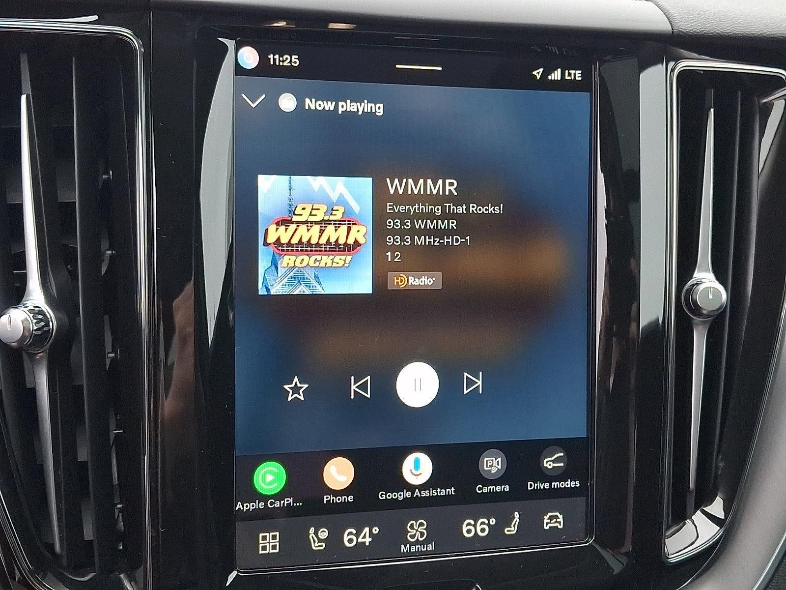 2024 Volvo XC60 B5 AWD Core Dark Theme