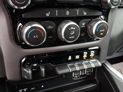 2019 RAM 1500 Big Horn/Lone Star 4x4 Crew Cab 5'7" Box