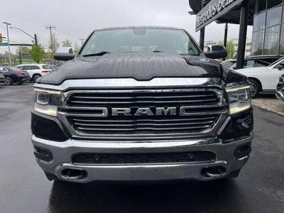 2020 RAM 1500 Laramie 4x4 Crew Cab 5'7" Box