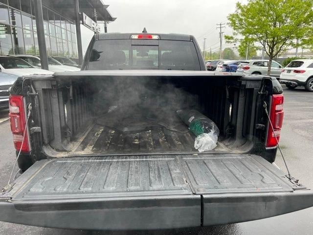 2020 RAM 1500 Laramie 4x4 Crew Cab 5'7" Box