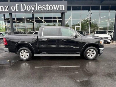 2020 RAM 1500 Laramie 4x4 Crew Cab 5'7" Box