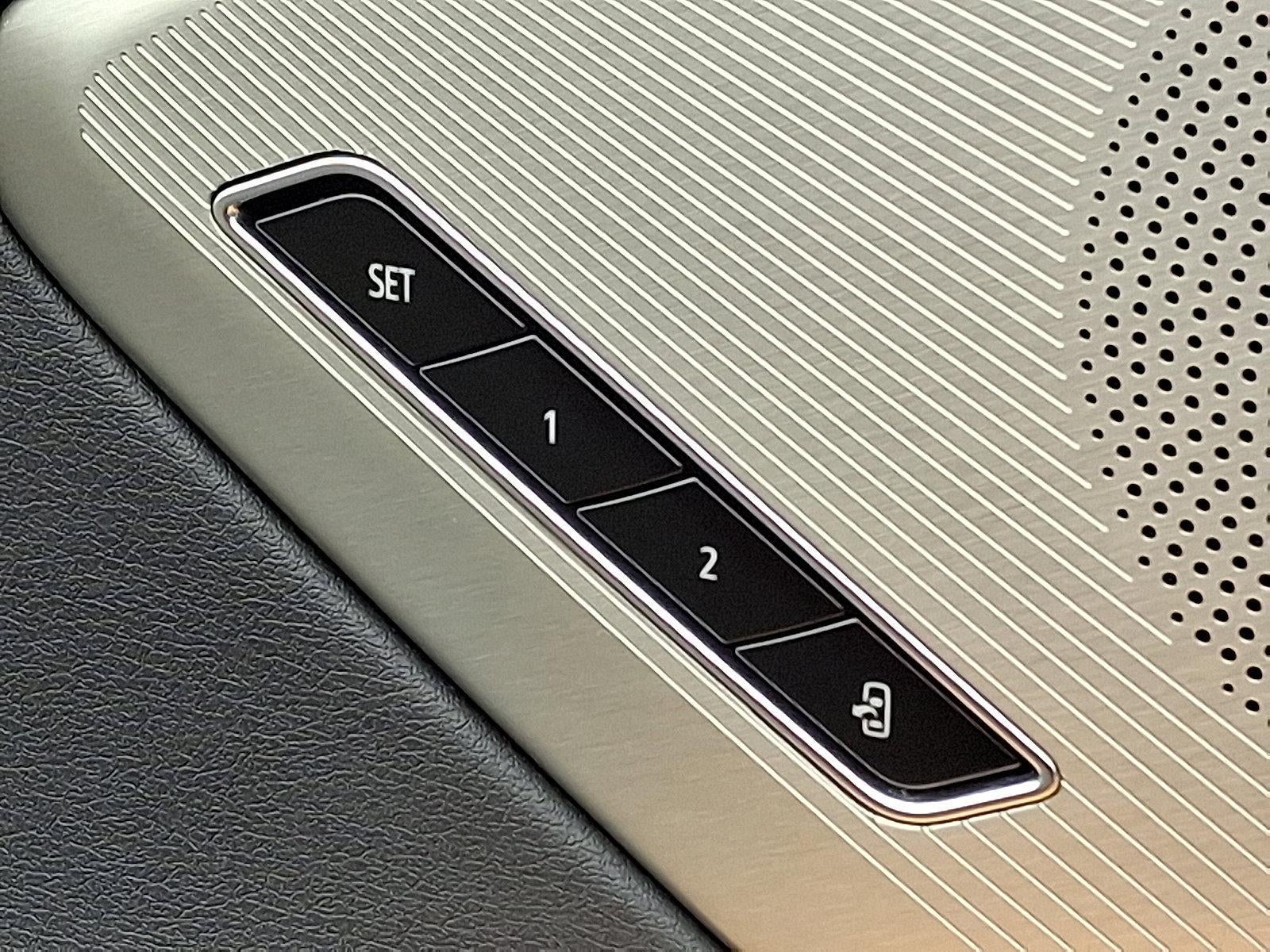 2024 Chevrolet Corvette Stingray Convertible 2LT