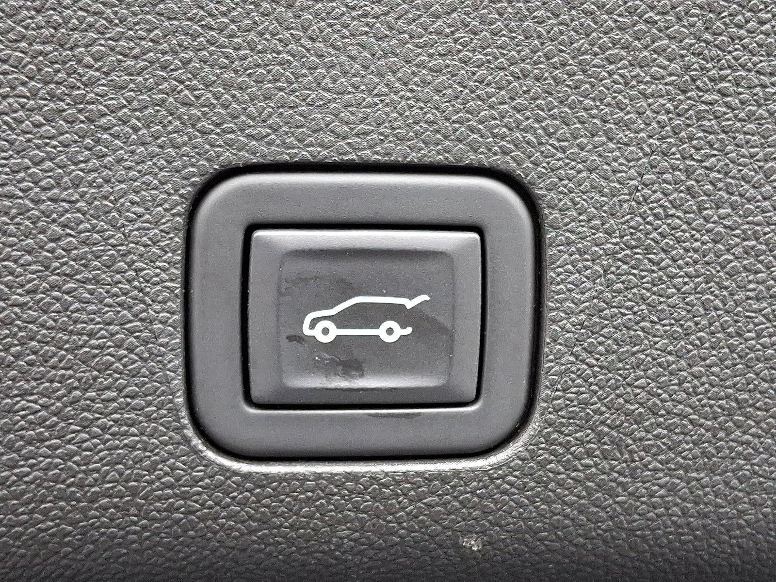 2023 Chevrolet Suburban 4WD RST