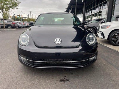 2013 Volkswagen Beetle 2dr Man 2.0T Turbo PZEV *Ltd Avail*