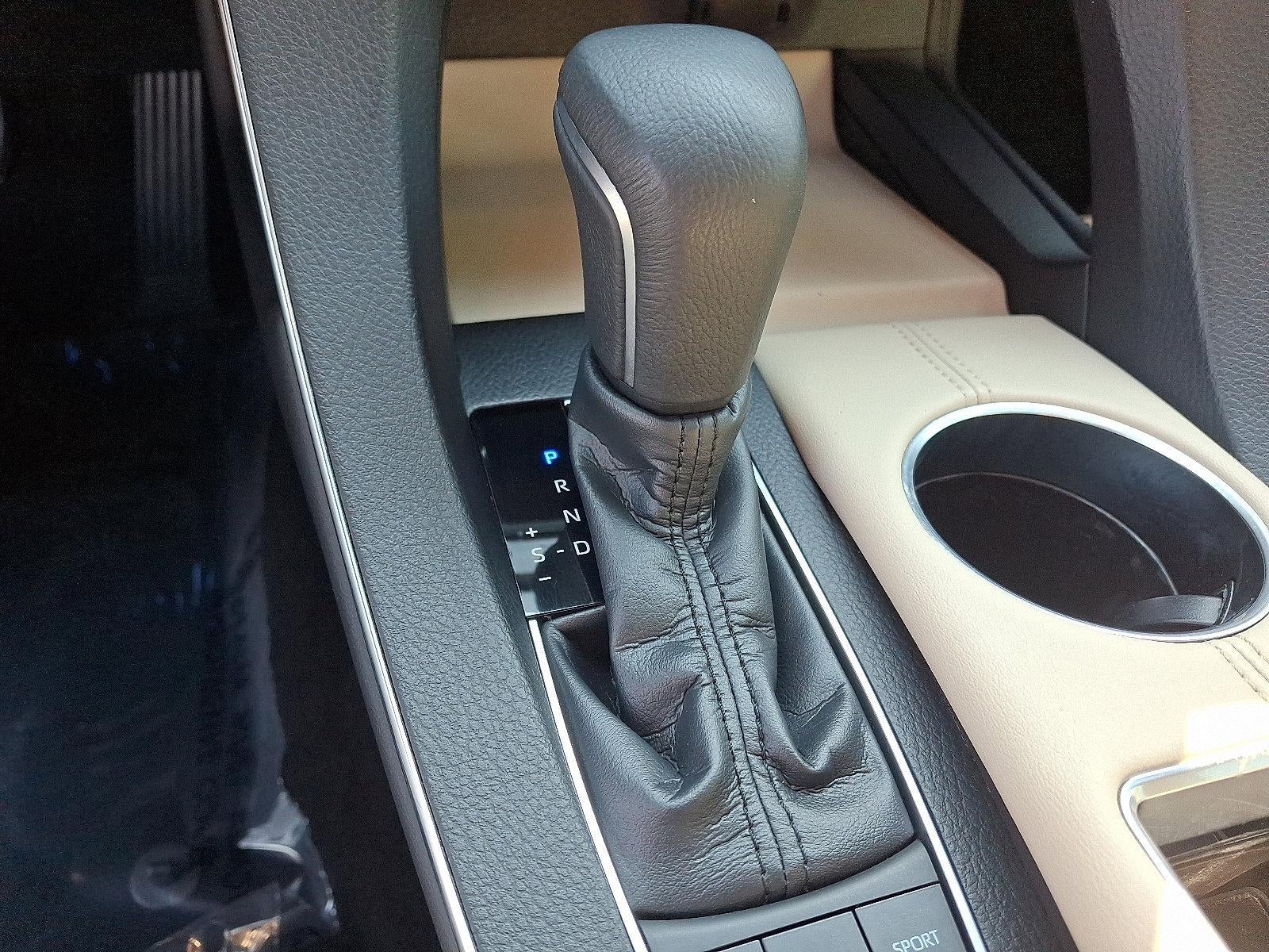 2019 Toyota Avalon Hybrid XLE (Natl)