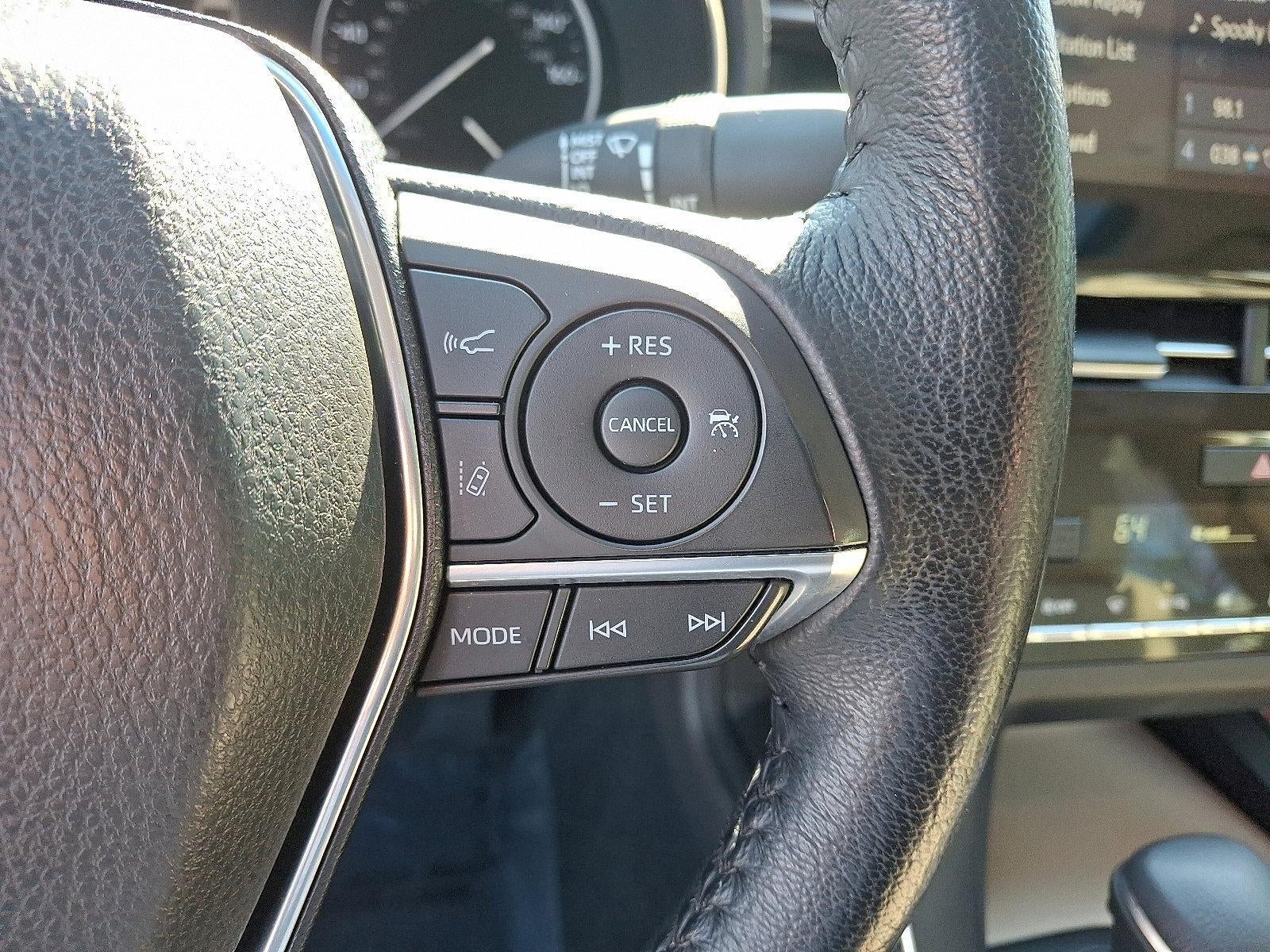 2019 Toyota Avalon Hybrid XLE (Natl)