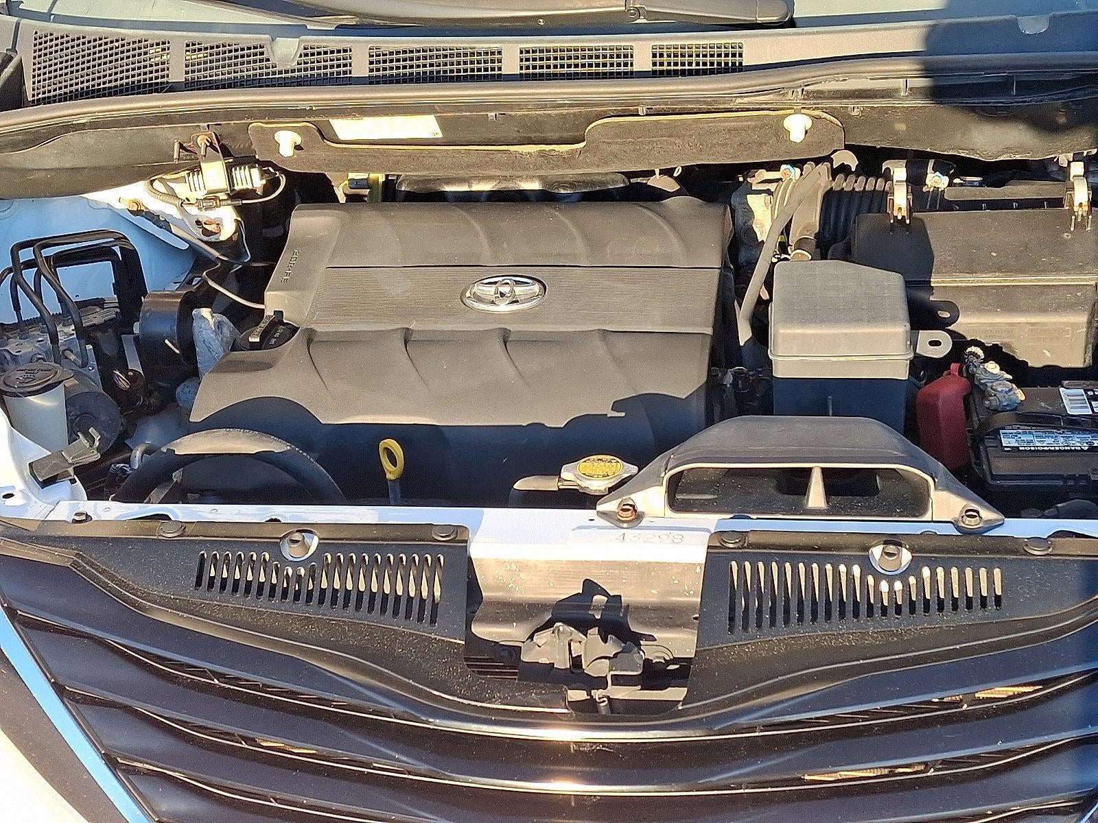 2012 Toyota Sienna 5dr 7-Pass Van V6 LE AAS FWD (Natl)