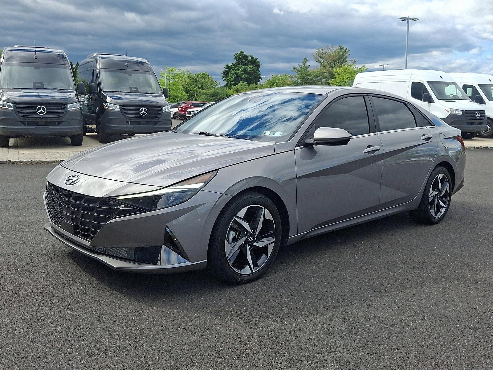 2023 Hyundai ELANTRA Limited IVT