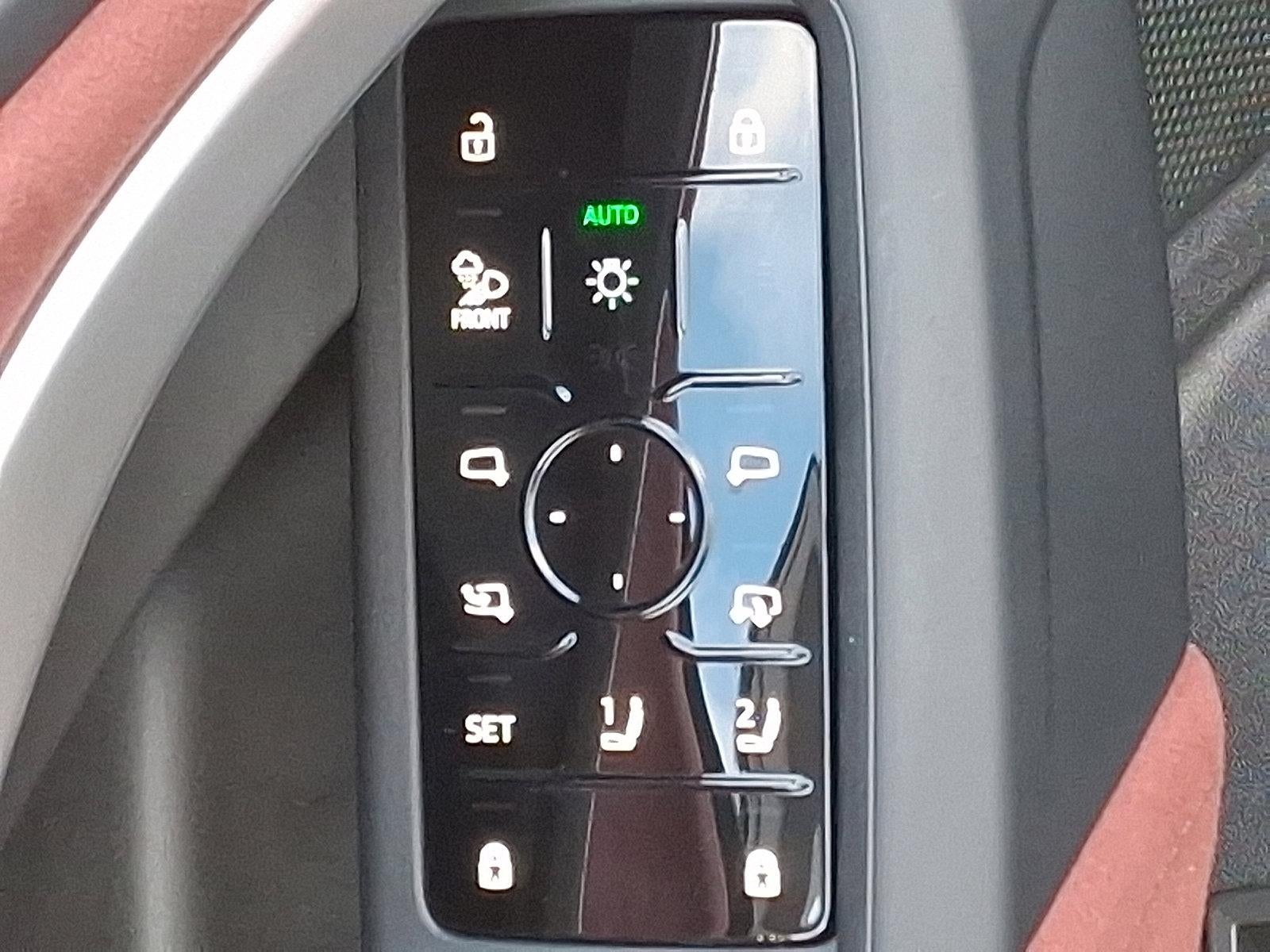 2025 Audi SQ5 Prestige 3.0 TFSI quattro