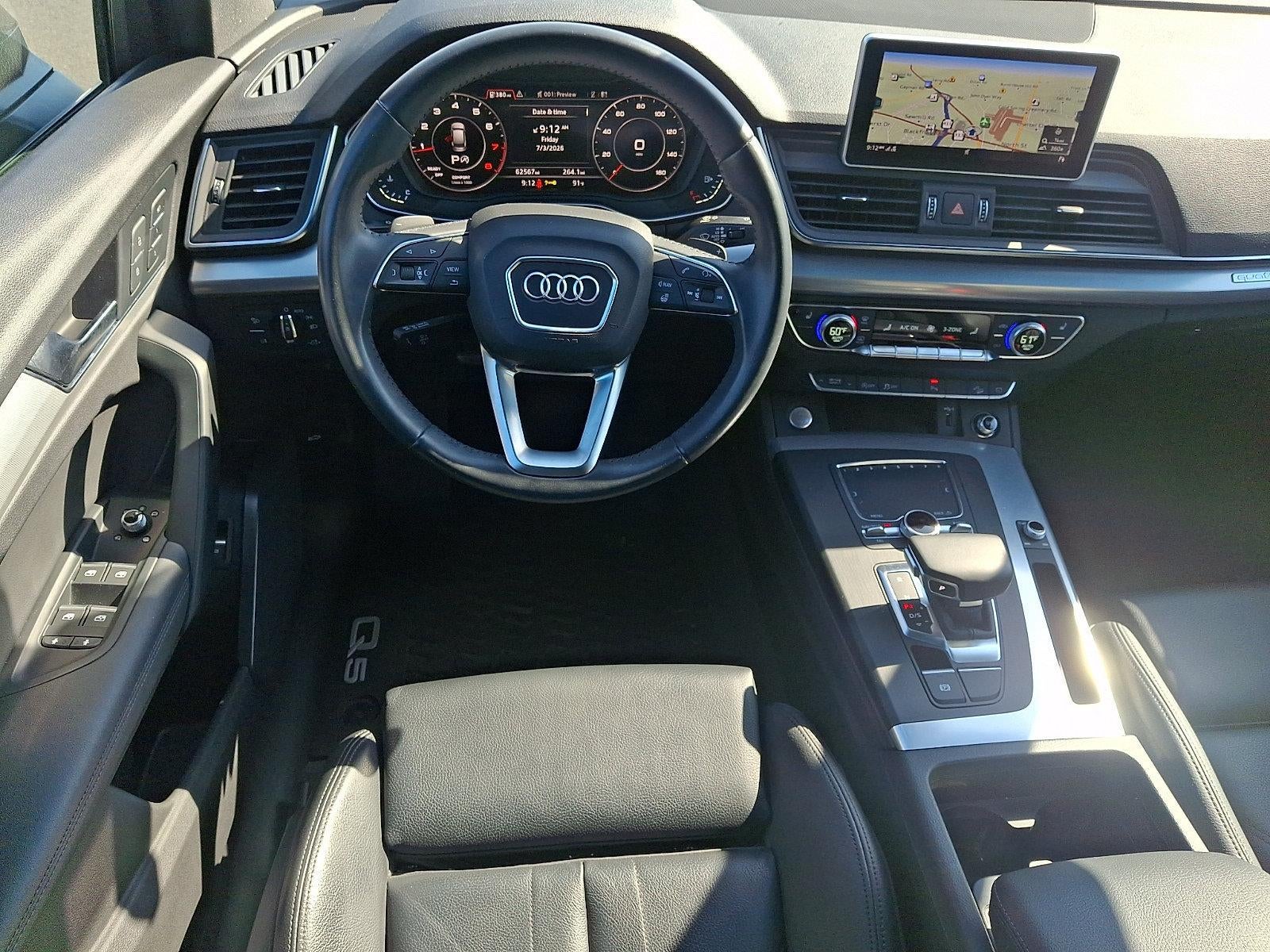 2020 Audi Q5 Titanium Premium Plus 45 TFSI quattro