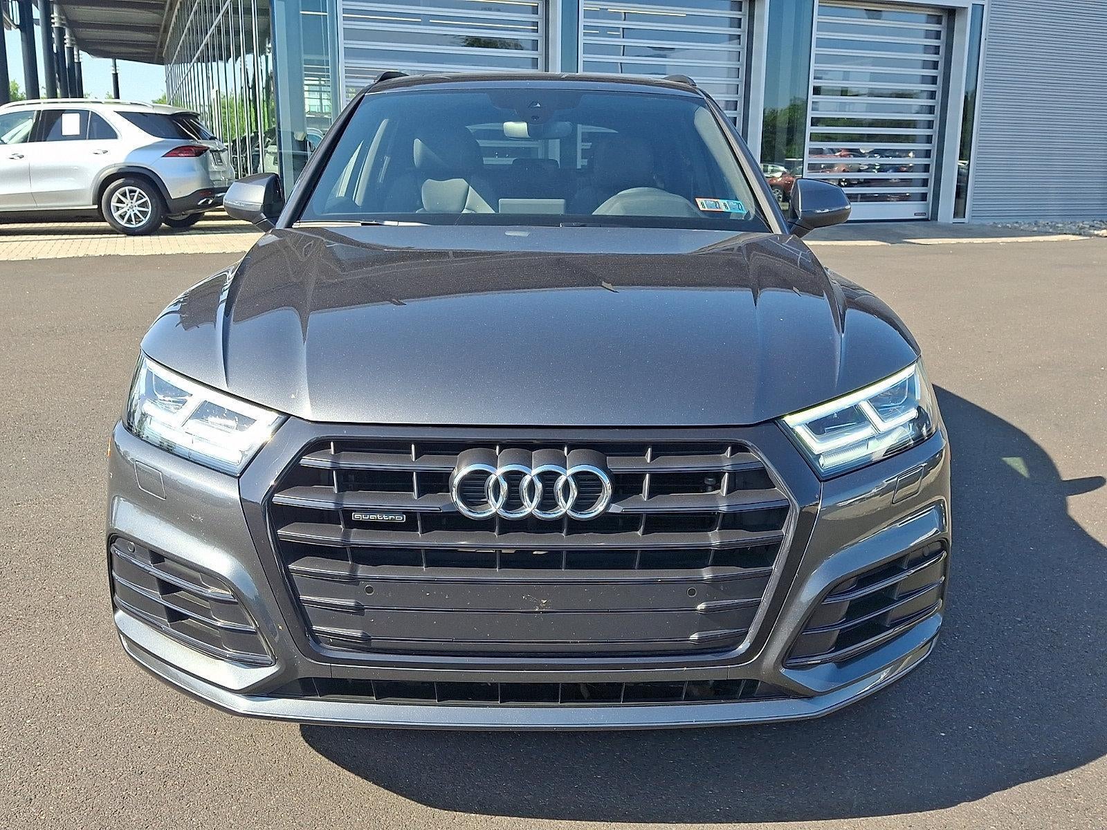 2020 Audi Q5 Titanium Premium Plus 45 TFSI quattro