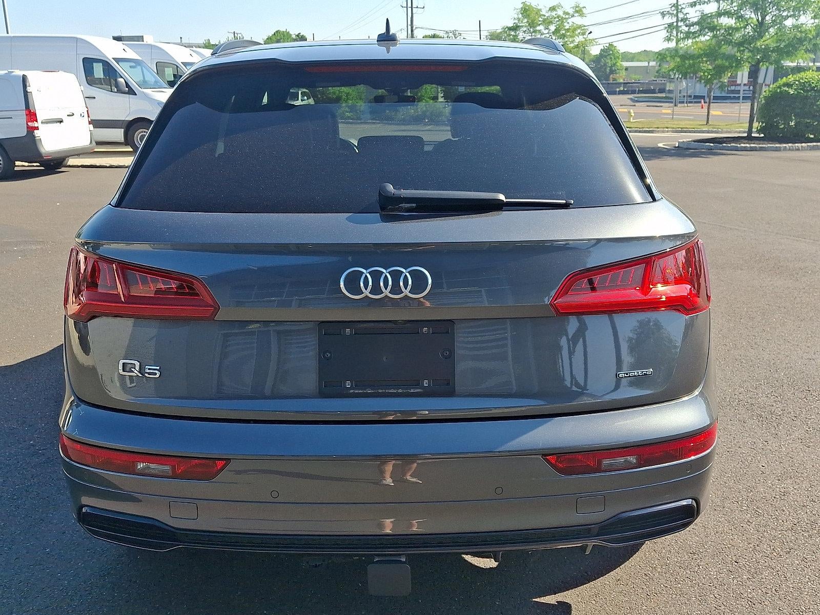 2020 Audi Q5 Titanium Premium Plus 45 TFSI quattro