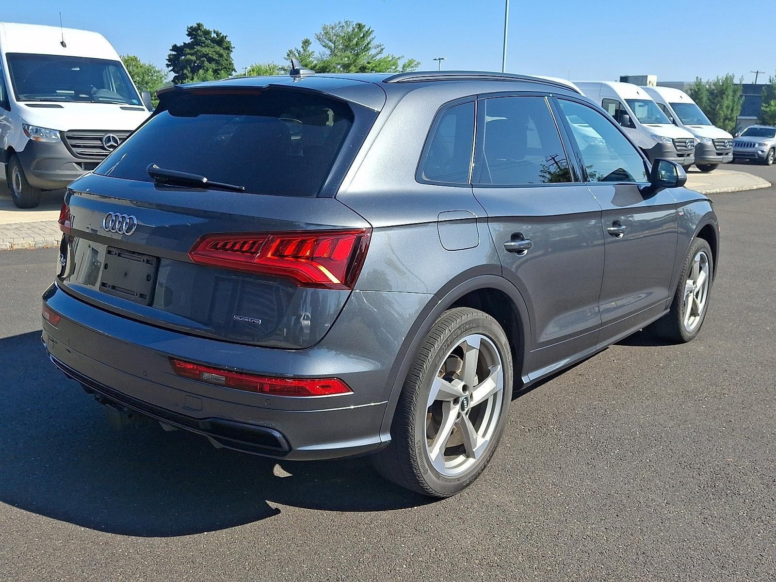 2020 Audi Q5 Titanium Premium Plus 45 TFSI quattro