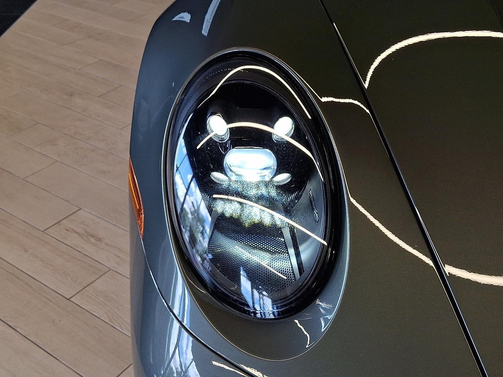 2023 Porsche 911 Carrera 4 GTS Coupe