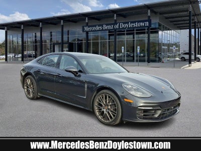 2022 Porsche Panamera 4 AWD