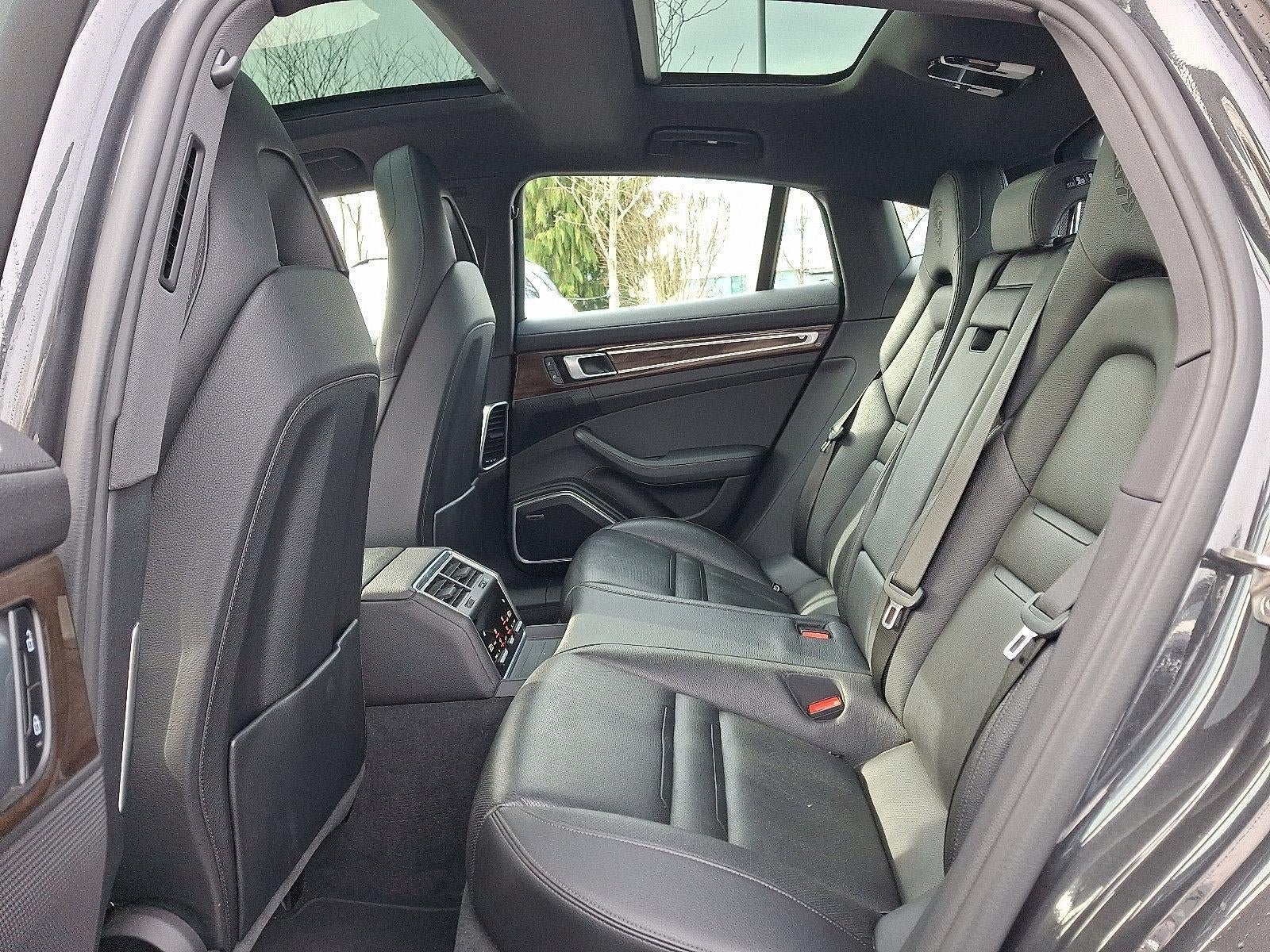 2022 Porsche Panamera 4 AWD