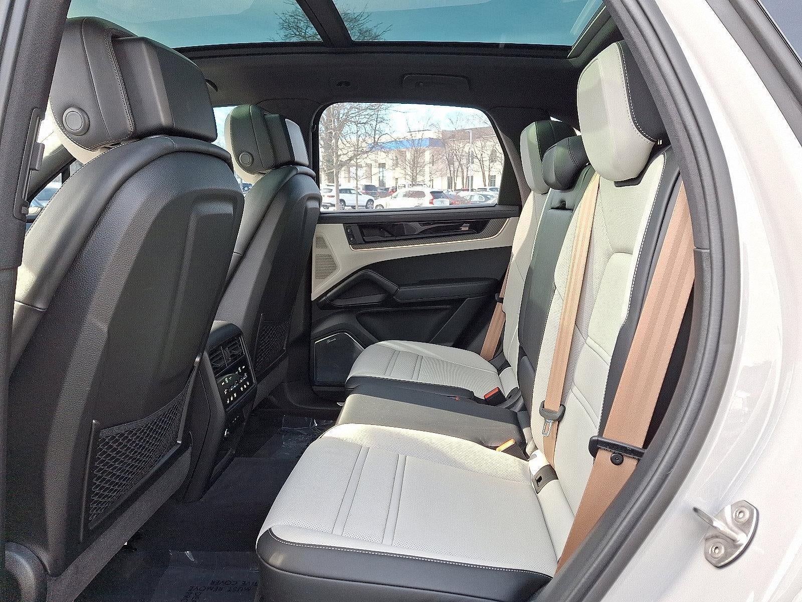 2024 Porsche Cayenne S AWD