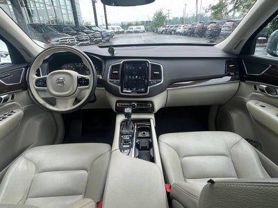 2019 Volvo XC90 T6 AWD Momentum