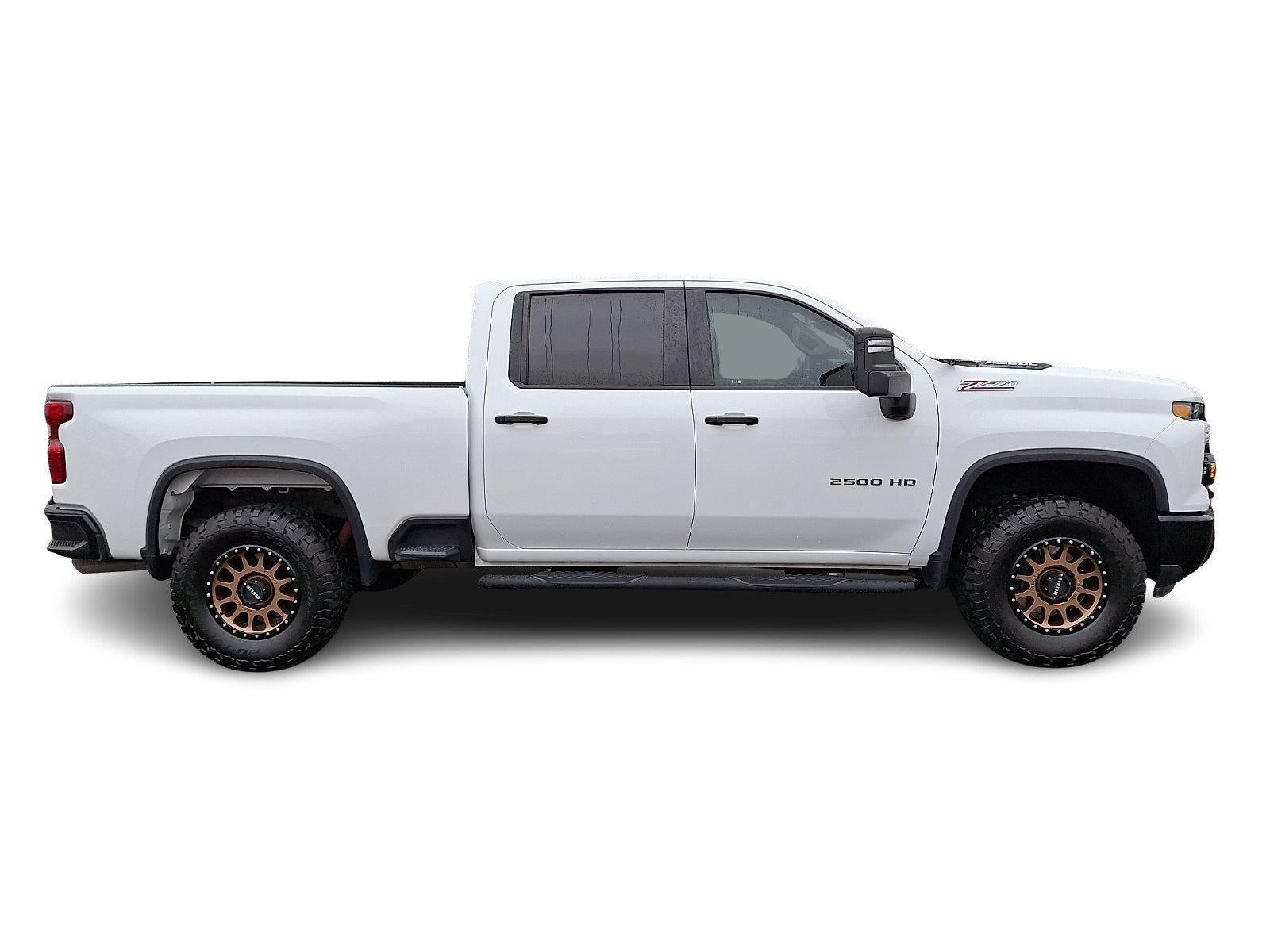 2024 Chevrolet Silverado 2500 HD Crew Cab Standard Box 4-Wheel Drive Custom