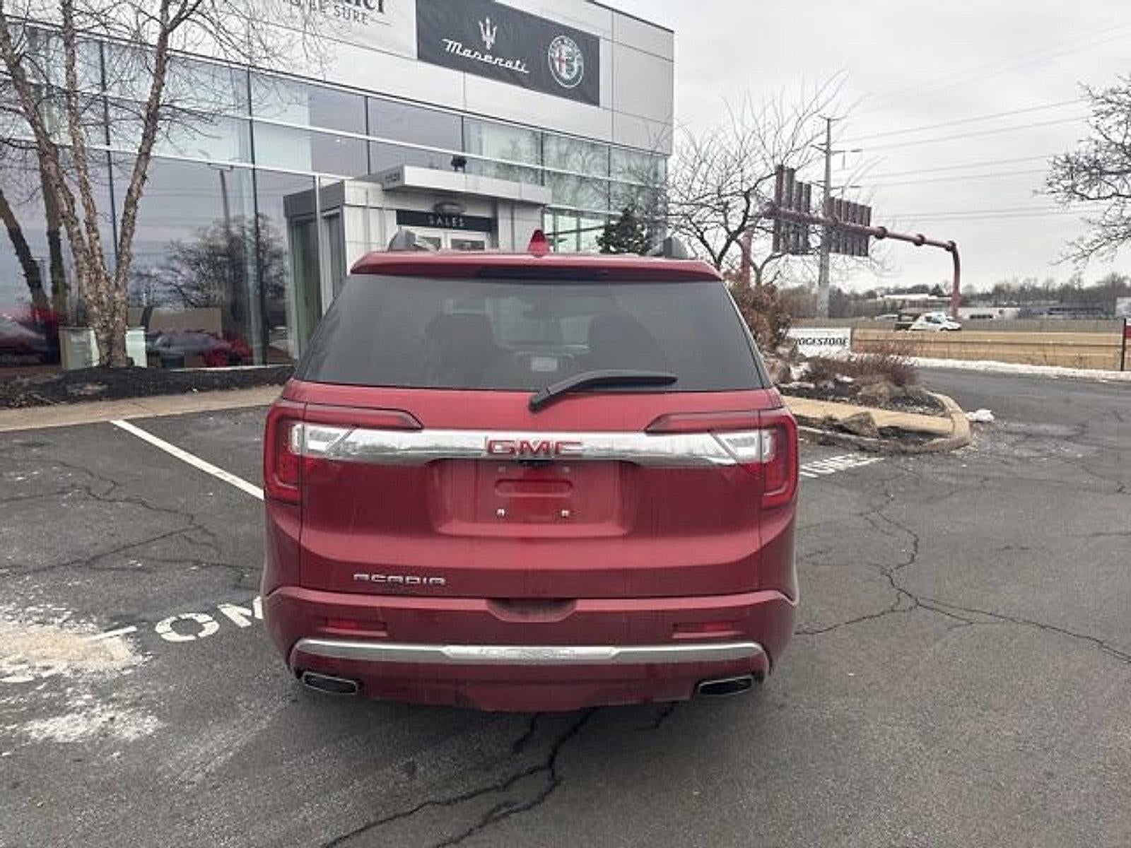 2023 GMC Acadia FWD Denali