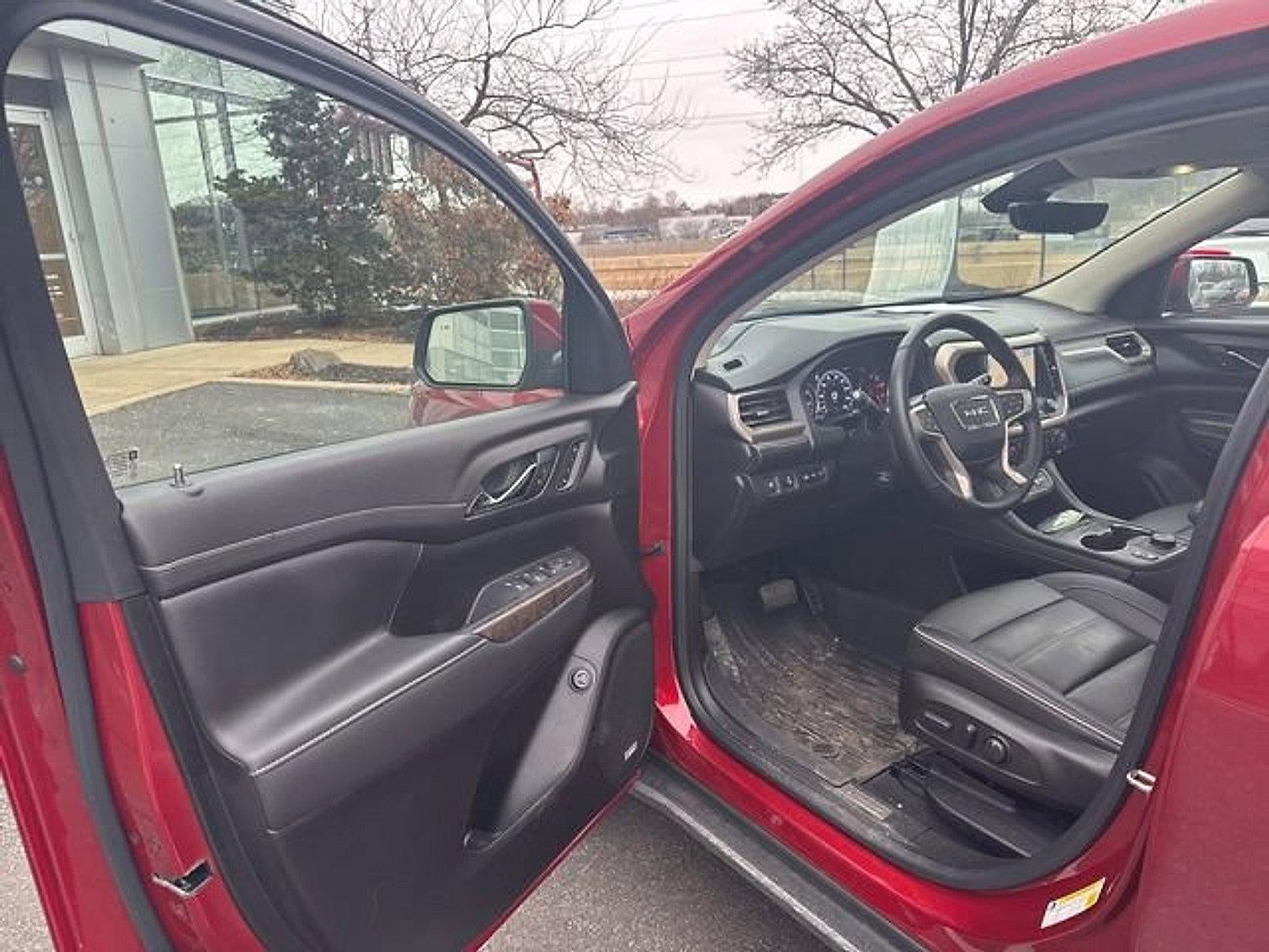 2023 GMC Acadia FWD Denali
