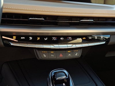 2024 Cadillac XT4 AWD 4dr Luxury