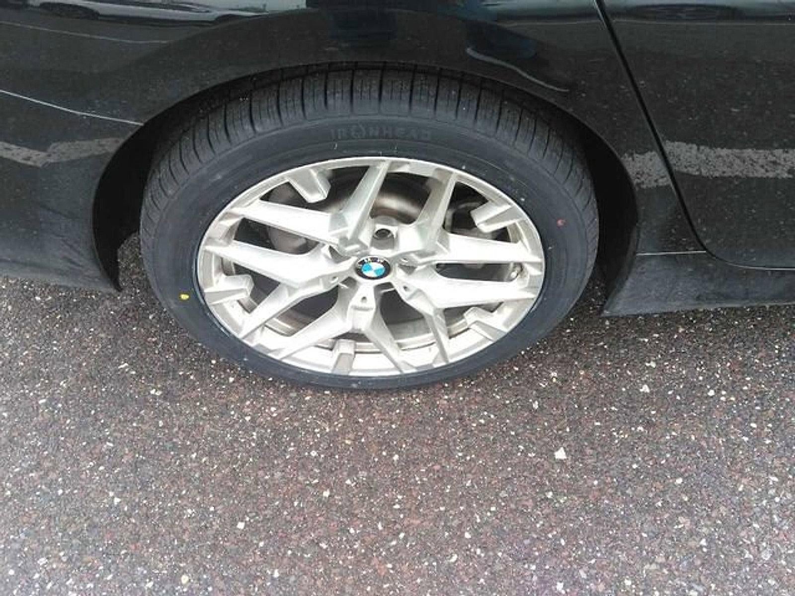 2025 BMW 330i xDrive Sedan