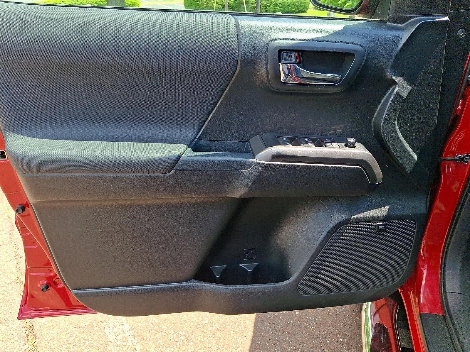 2017 Toyota Tacoma TRD Sport Double Cab 6' Bed V6 4x4 AT (Natl)