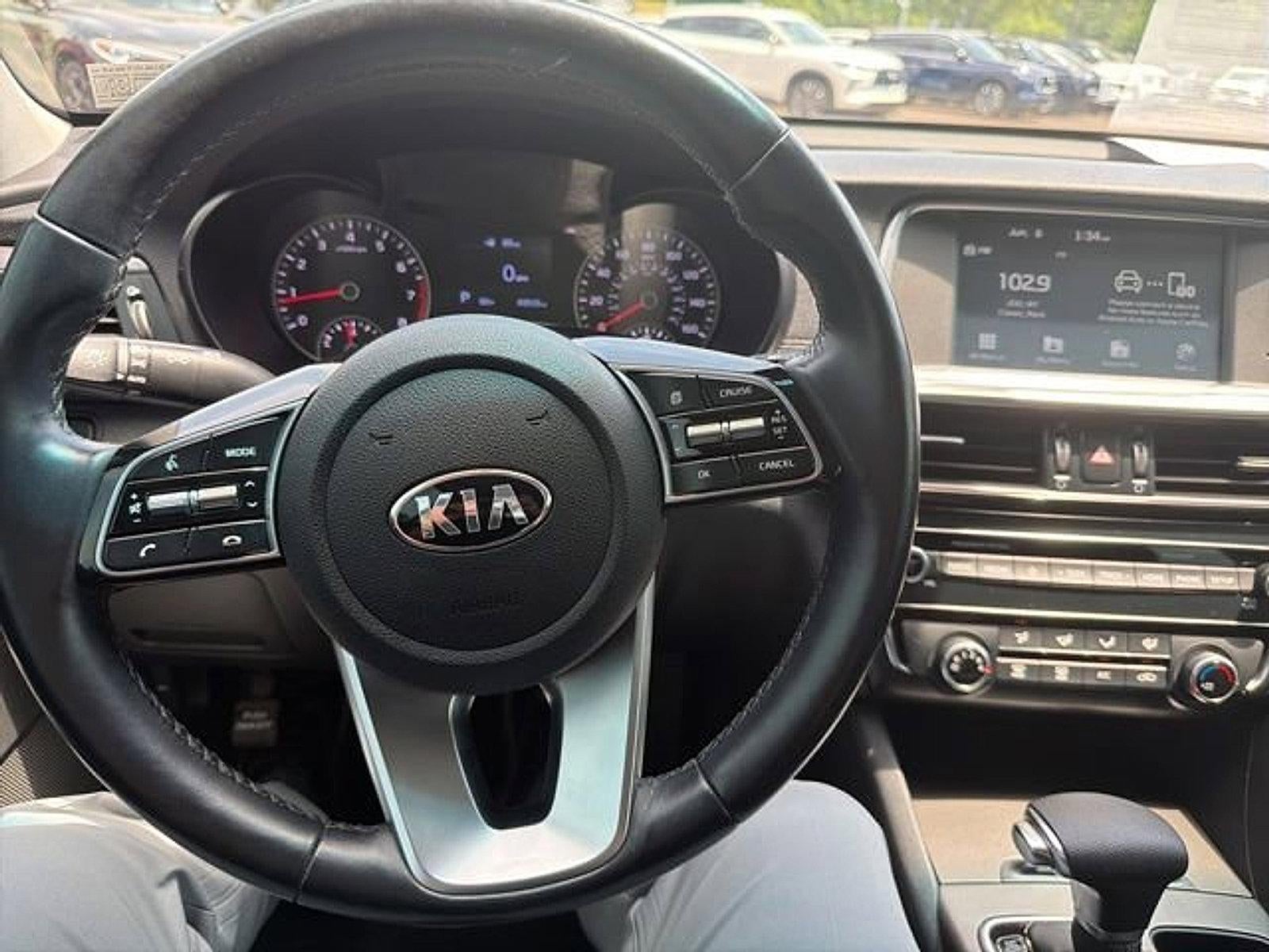 2020 Kia Optima SE Auto