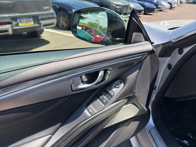 2019 INFINITI Q60 3.0t LUXE AWD