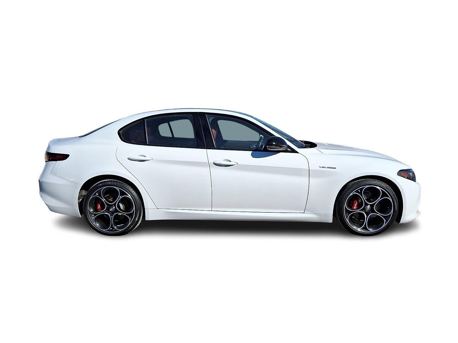 2022 Alfa Romeo Giulia Veloce AWD