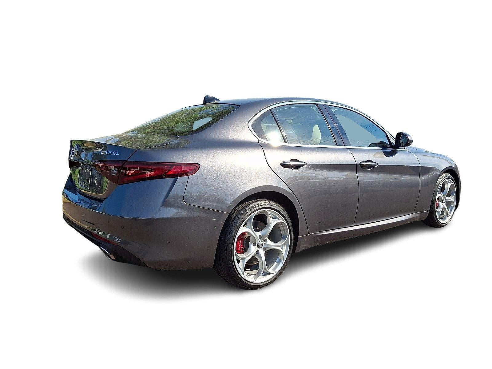 2023 Alfa Romeo Giulia Lusso AWD