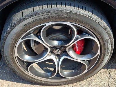 2023 Alfa Romeo Stelvio Veloce AWD