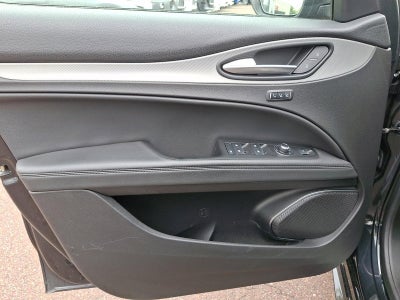 2023 Alfa Romeo Stelvio Veloce AWD